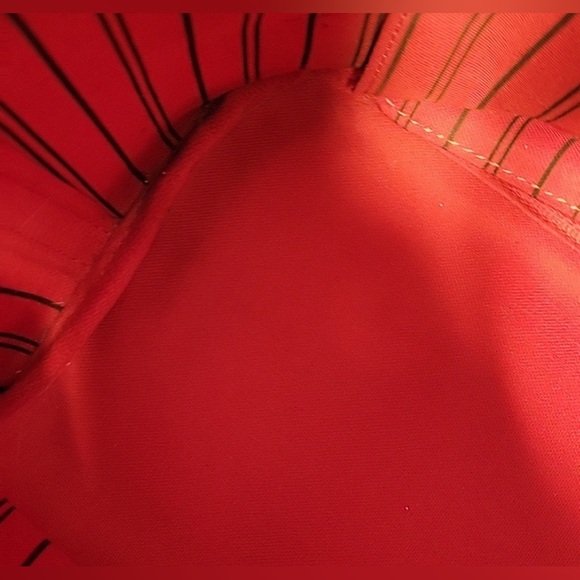 AUTHENTIC Louis Vuitton Neverfull MM - Picture 4 of 15